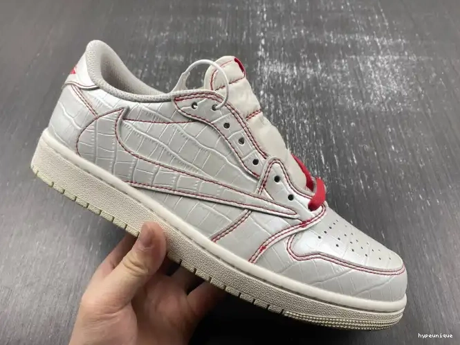 HYPE Jordan OG Low DM7866-601 Travis Scott x 1 Air 0421